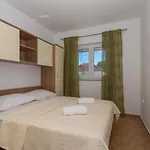 Caper Biograd Na Moru