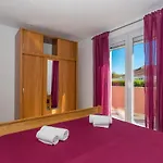 Caper Villa *