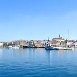 Villa Caper