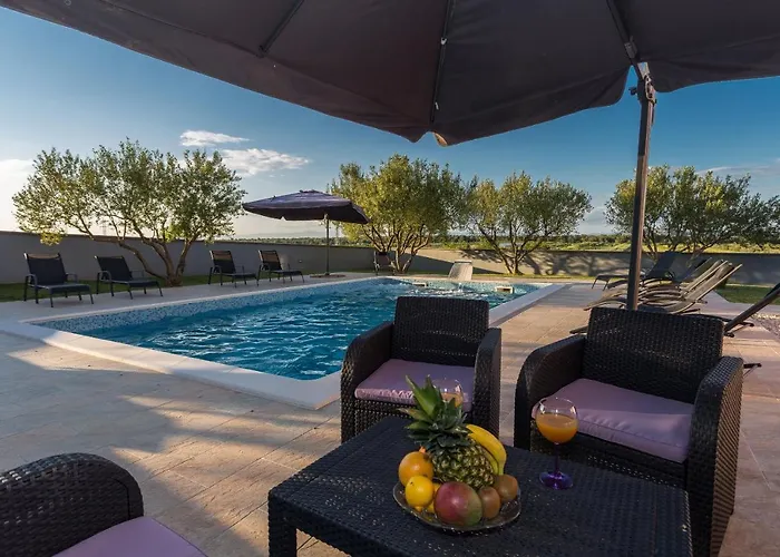 Caper Biograd Na Moru