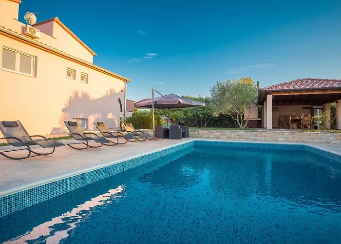 Caper Villa Biograd Na Moru