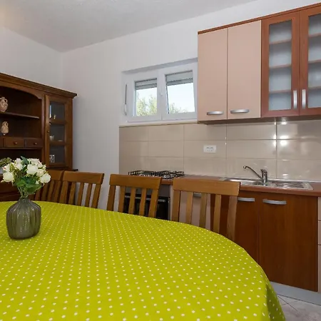 Caper Villa Biograd Na Moru